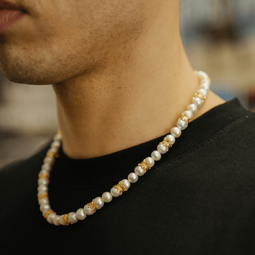 Collana in Perle Vere con Corona (Oro)