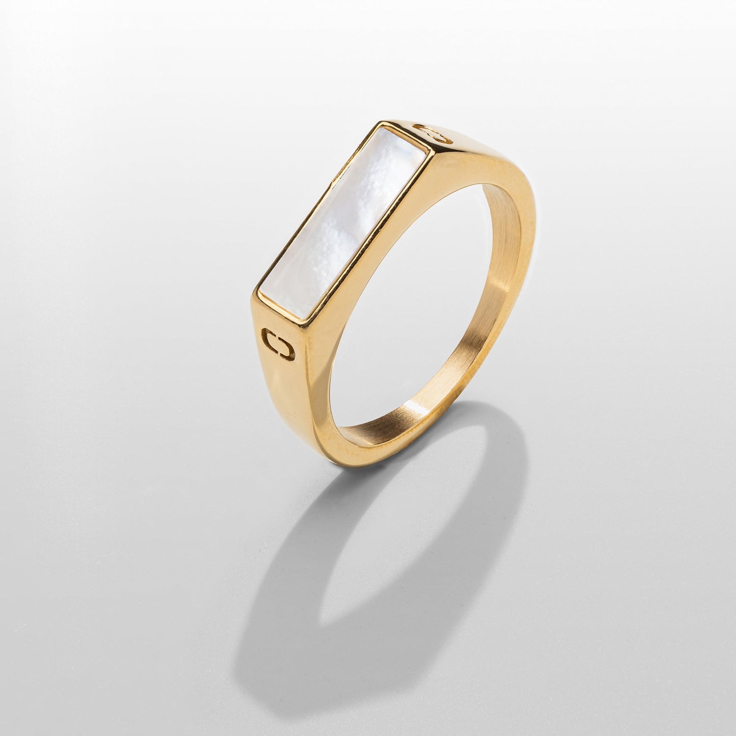 Anello Sigillo in Pietra Rettangolare Bianca (Oro)