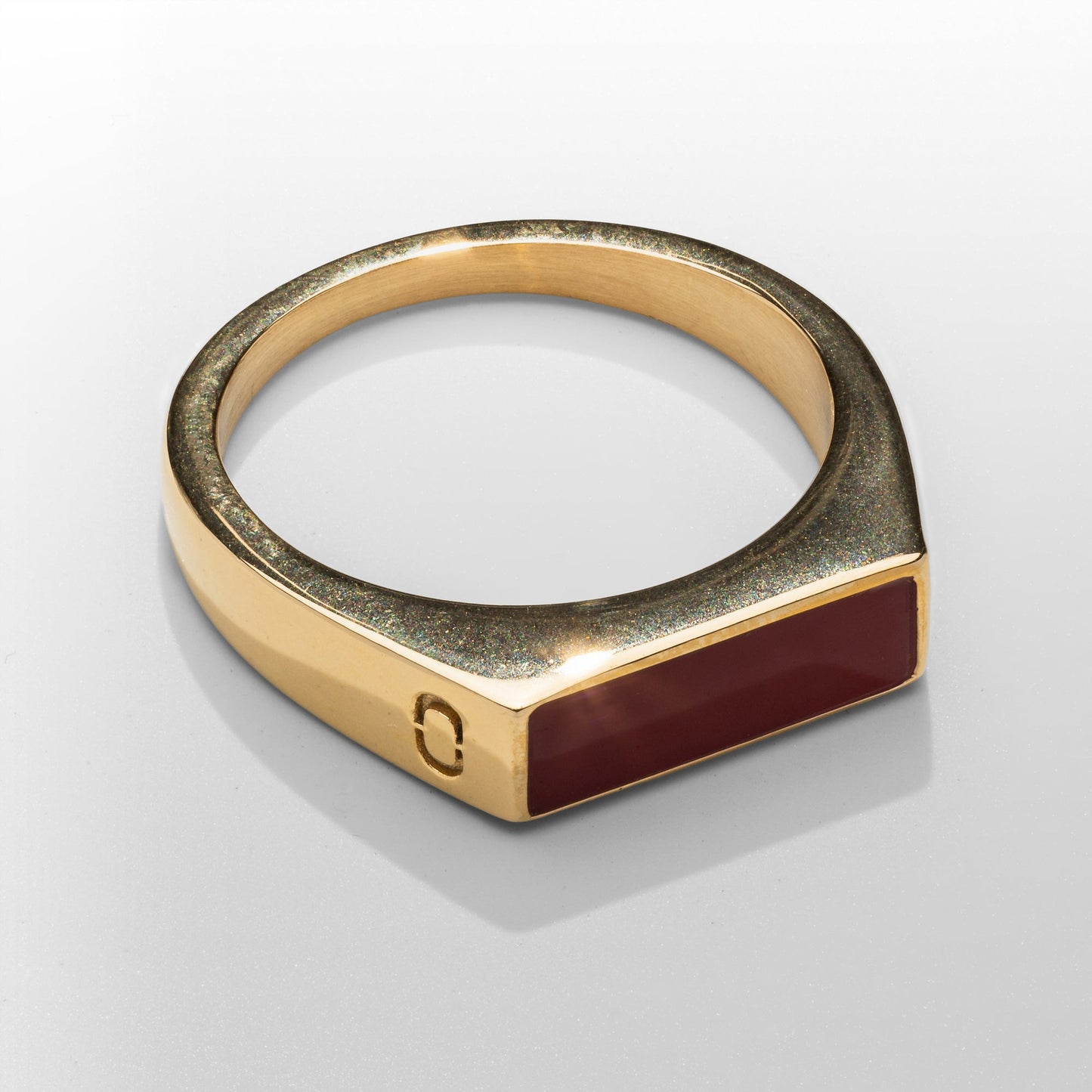 Anello Sigillo in Pietra Rossa (Oro)