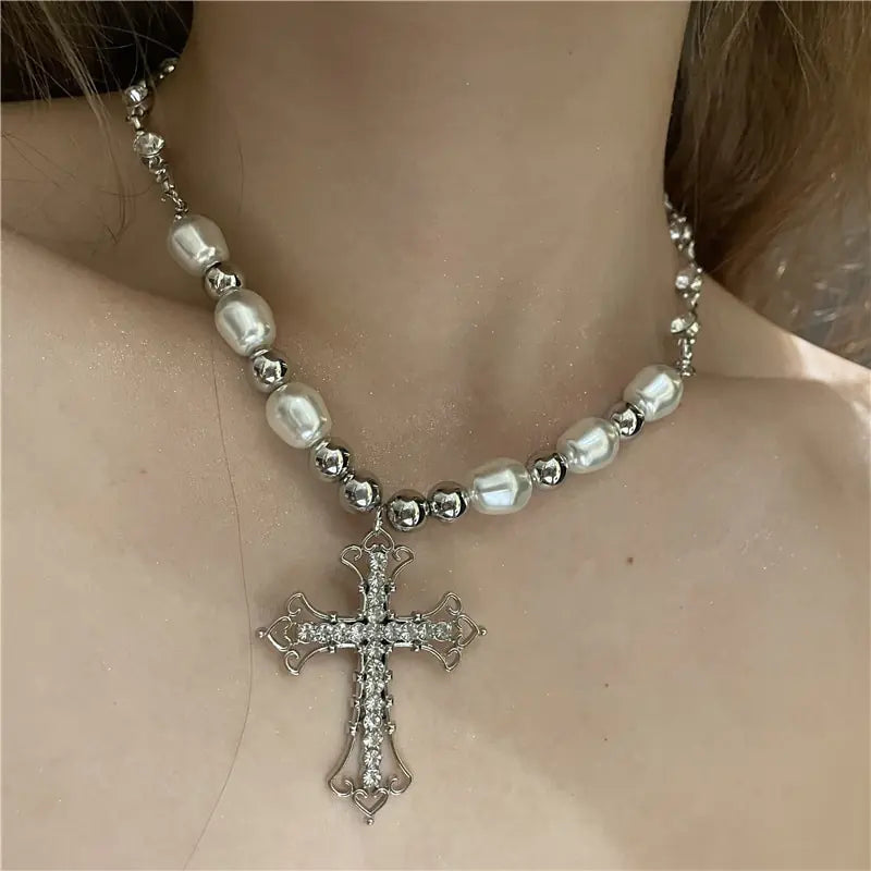 Timeless Glam Cross (Silver)