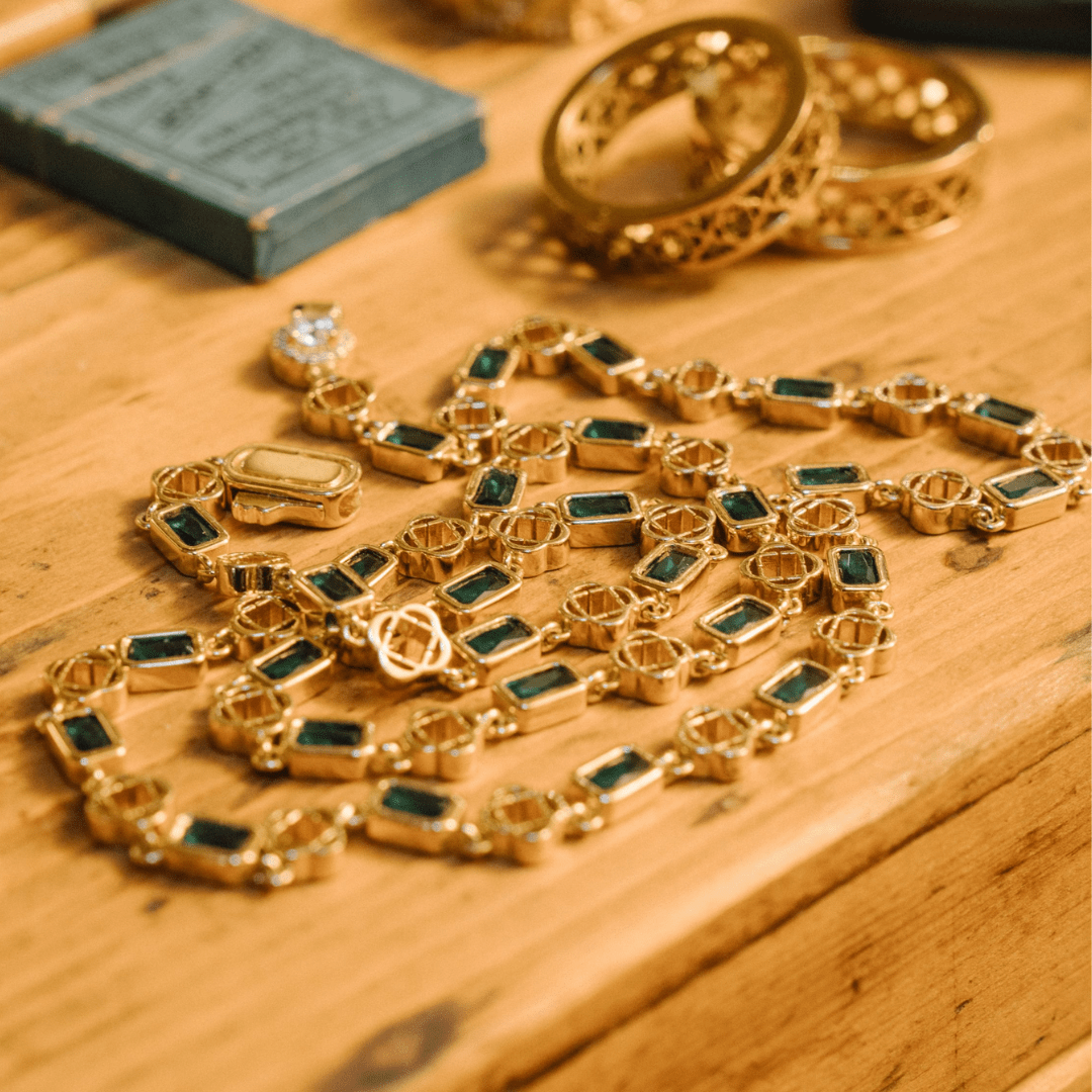 Collana con Trifoglio in Gemma Verde (Oro)