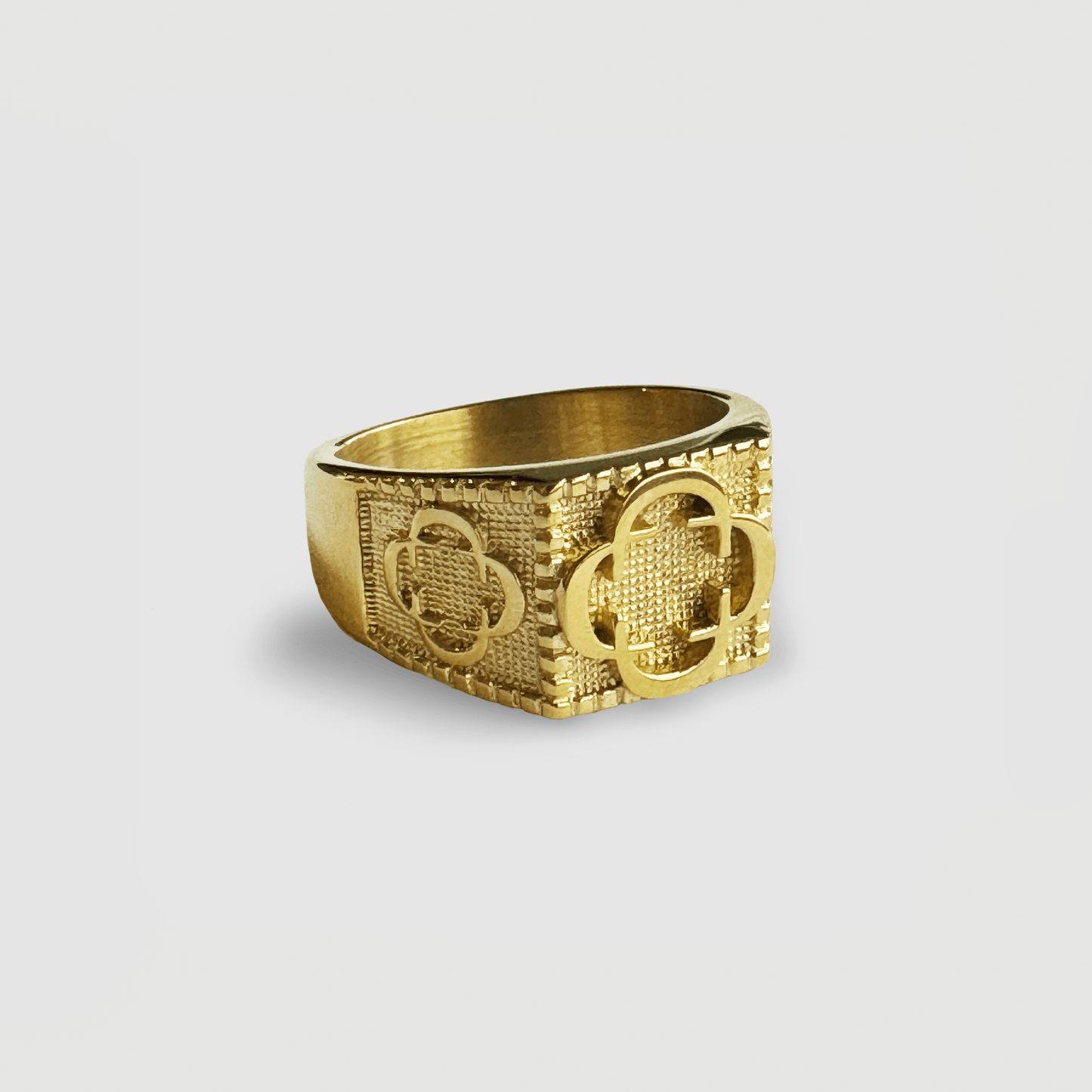 Anello Sovrano Clover (Oro)