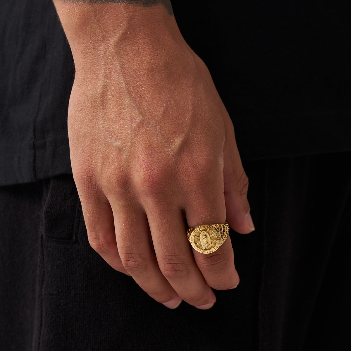 Anello Sovrano Guadalupe (Oro)