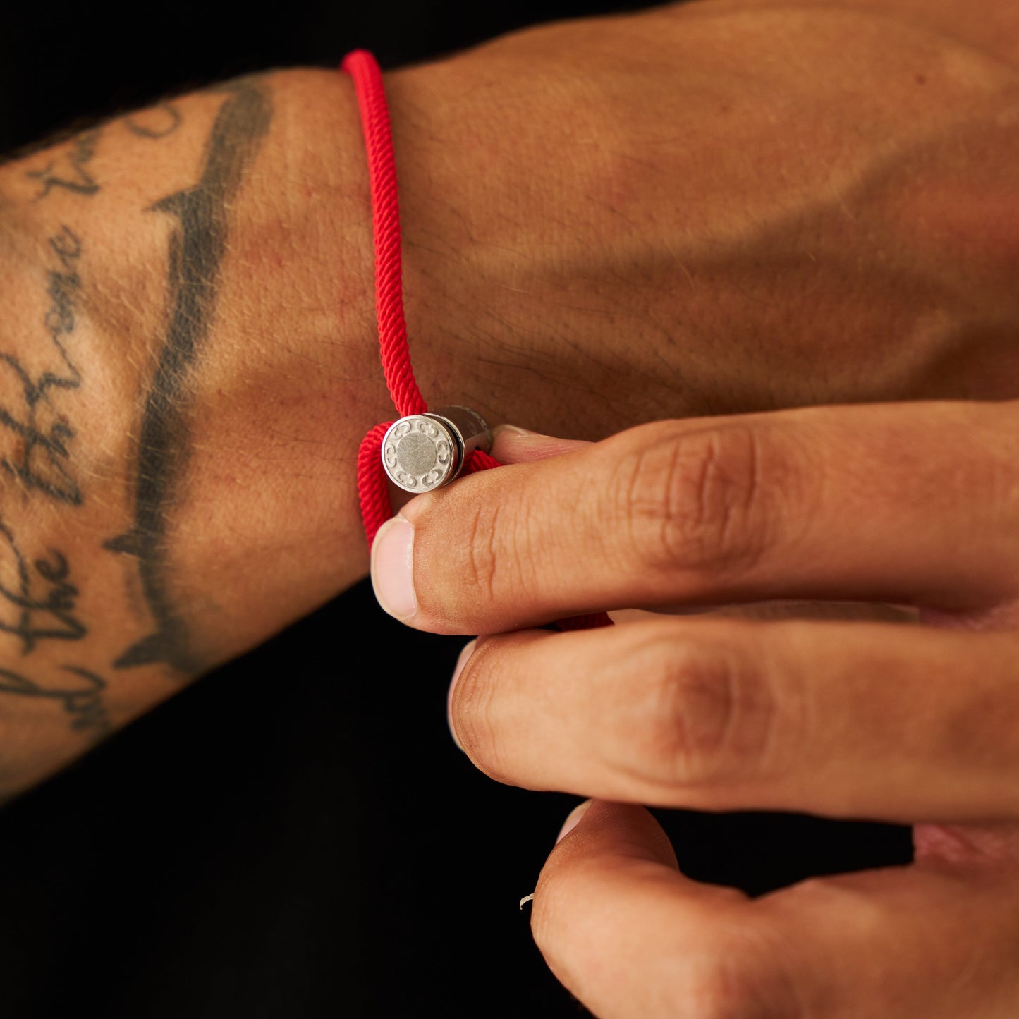 Bracciale con Chiusura a Corda Rossa (Argento)