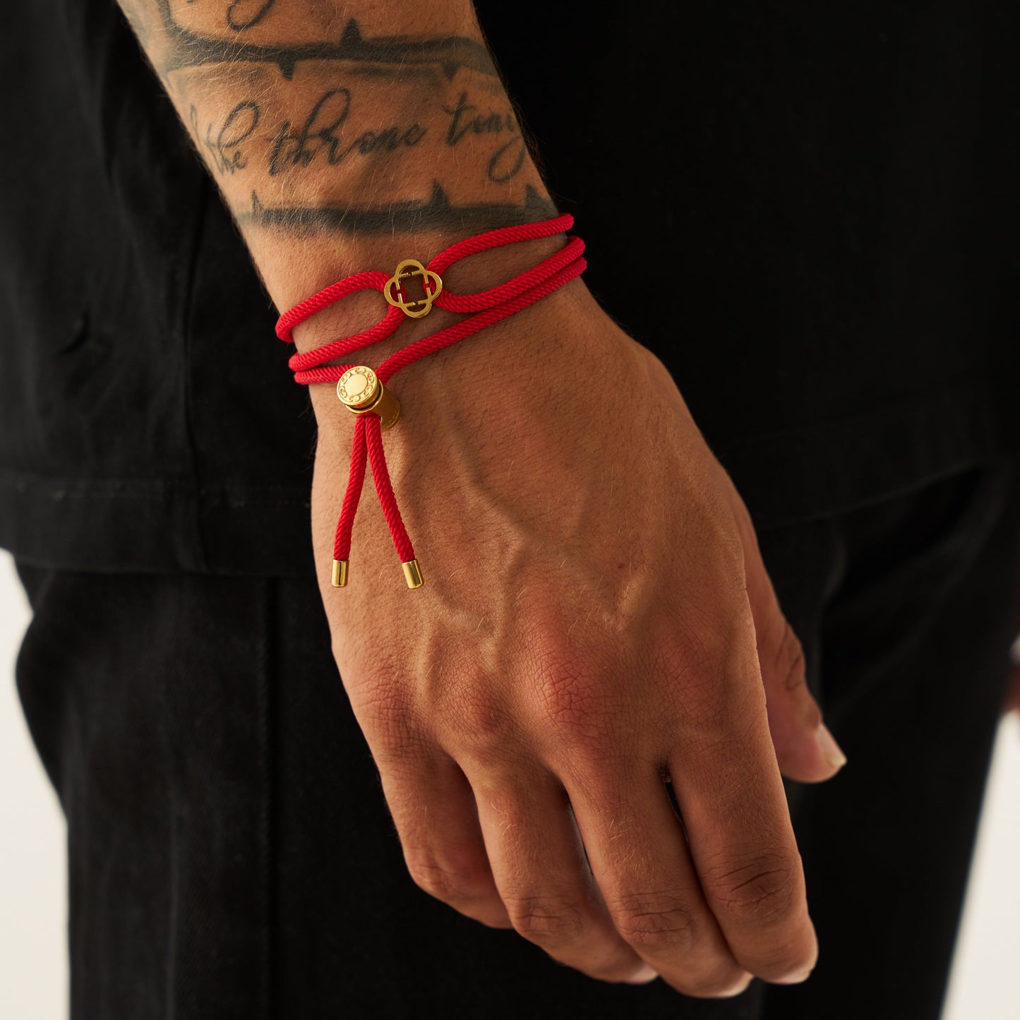 Bracciale con Chiusura a Toggle in Cordino Rosso (Oro)