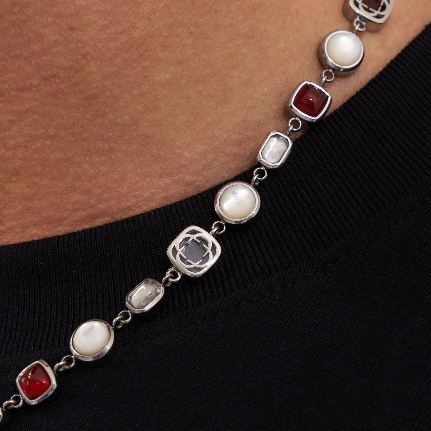 Collana di Gemme di Cristallo Rosso (Argento)