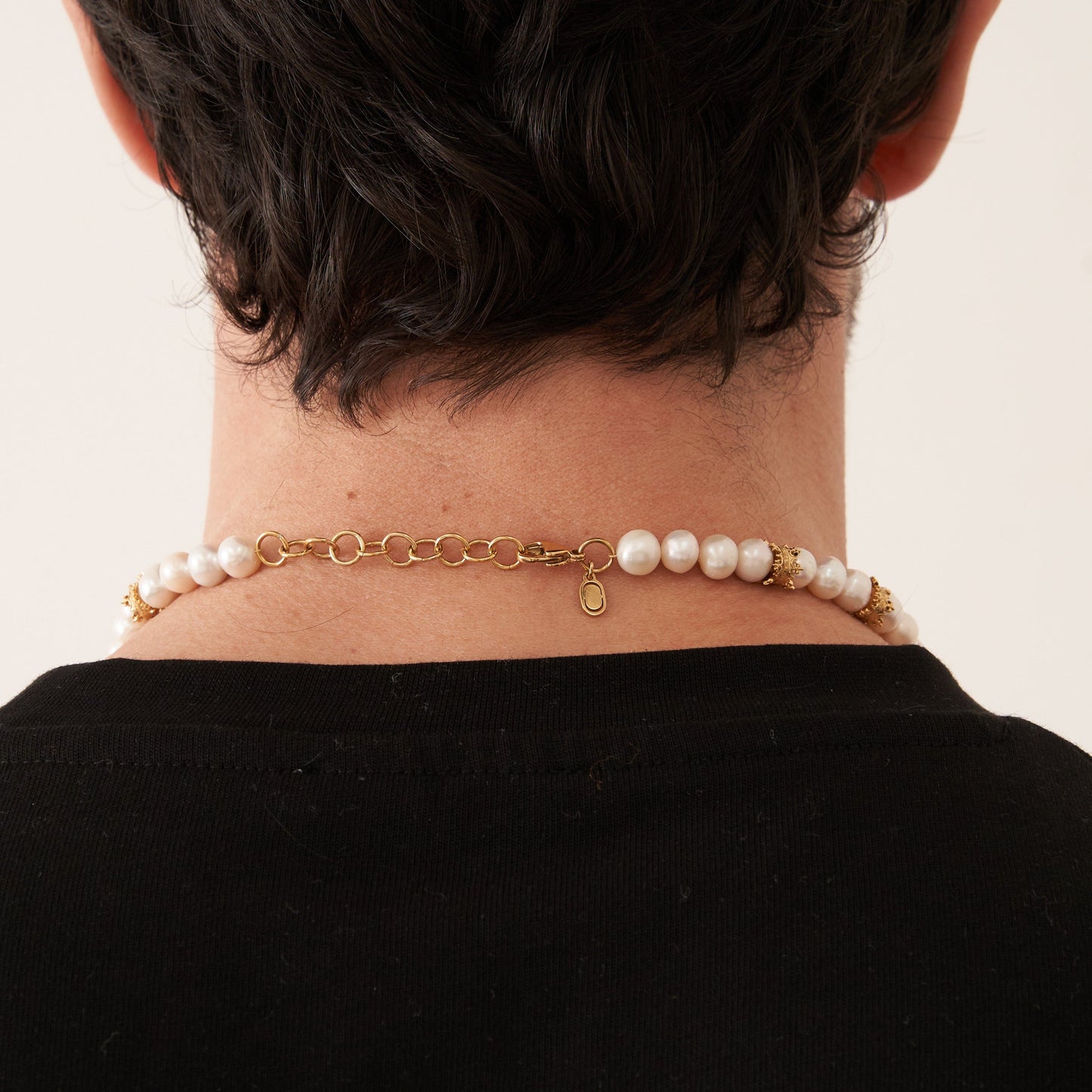 Collana in Perle Vere con Corona (Oro)