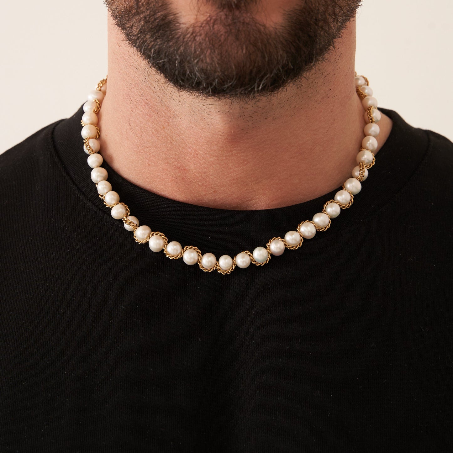 Collana con Perle Vere avvolta in Catena (Oro)