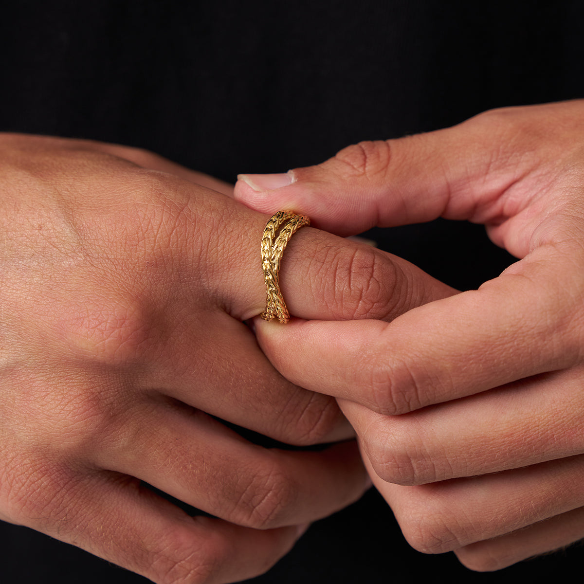 Anello Avvolto in Filo (Oro)