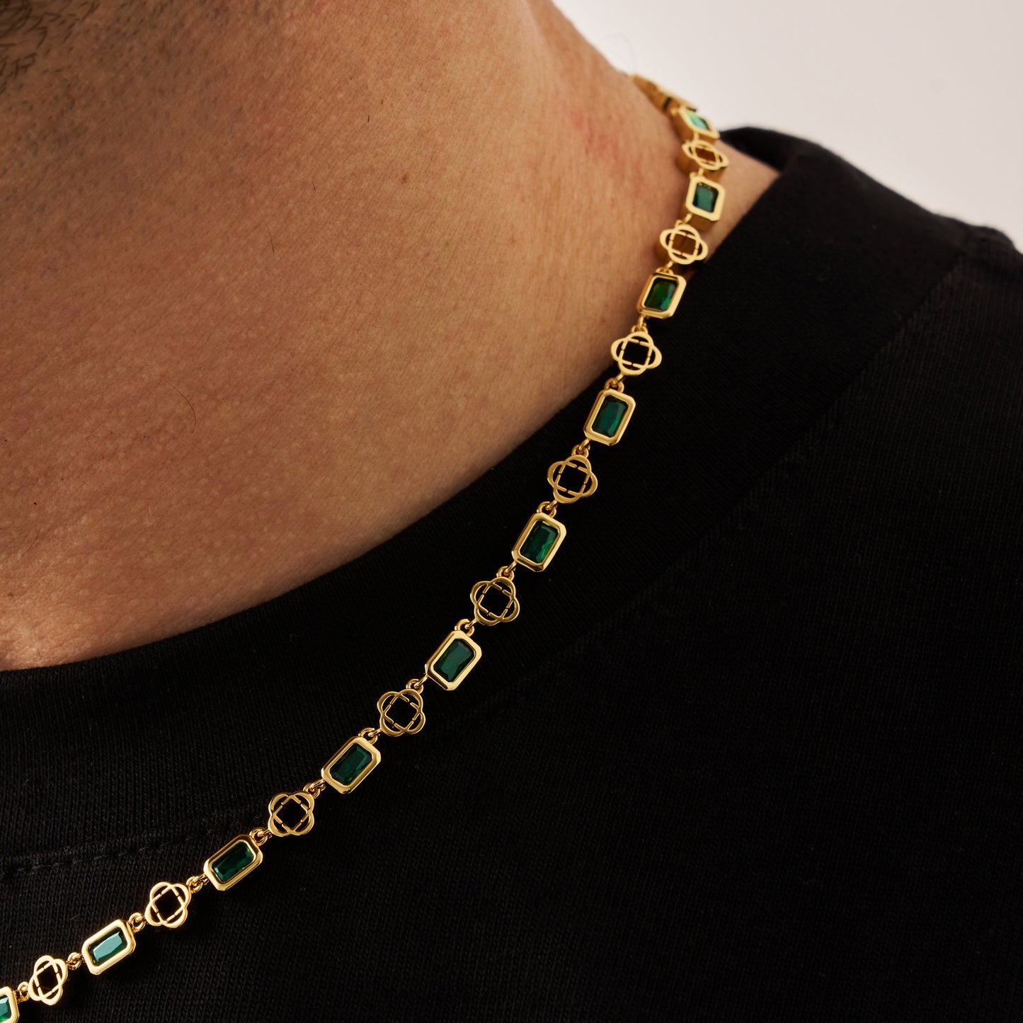 Collana con Trifoglio in Gemma Verde (Oro)