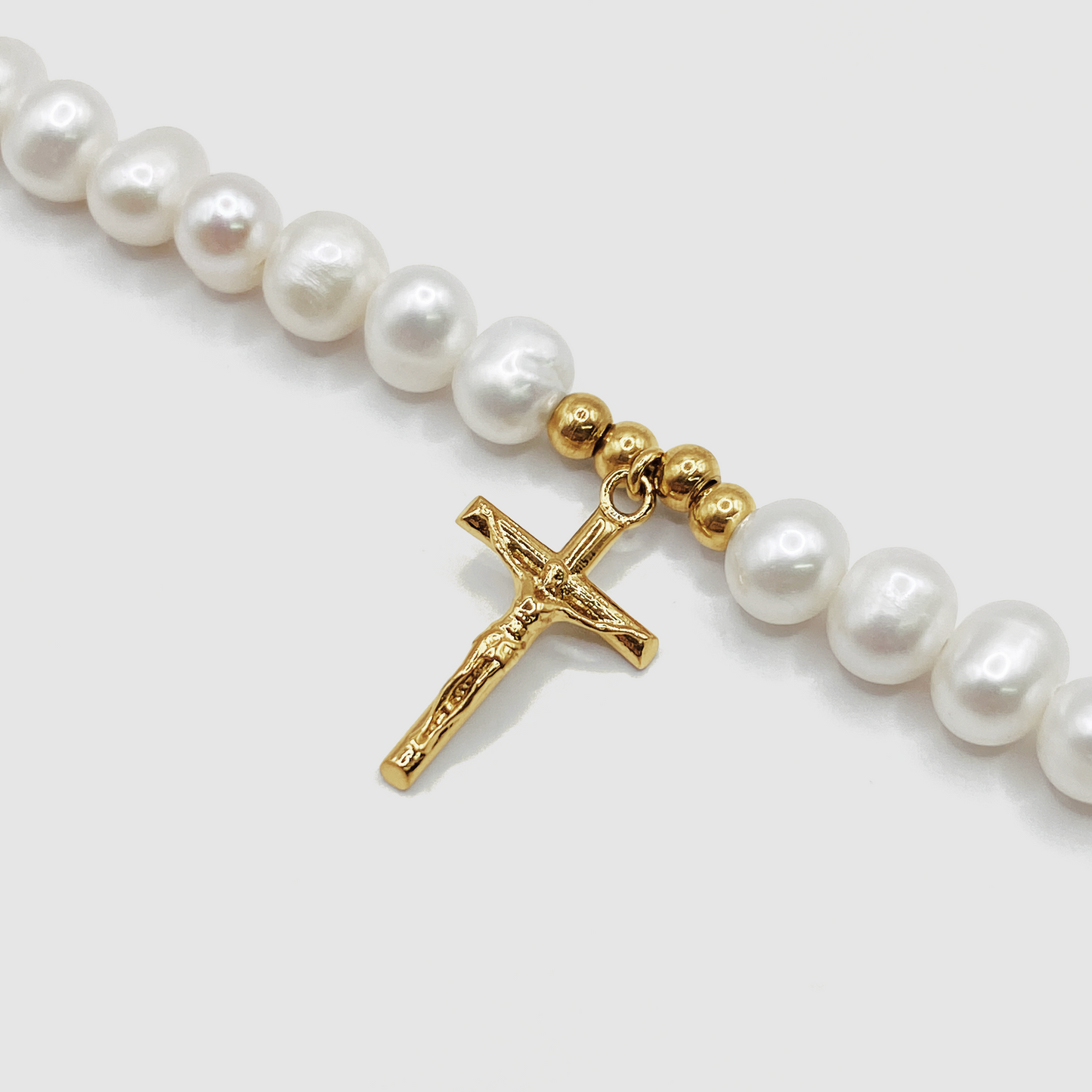 Collana con Crocifisso in Perle Vere (Oro)