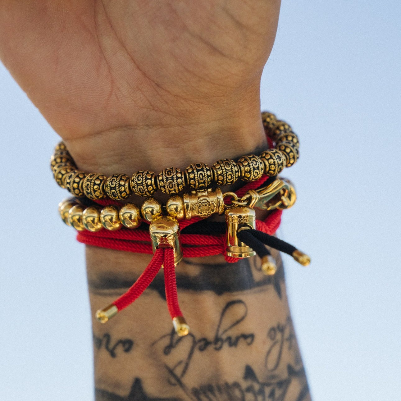 Bracciale con Chiusura a Toggle in Cordino Rosso (Oro)