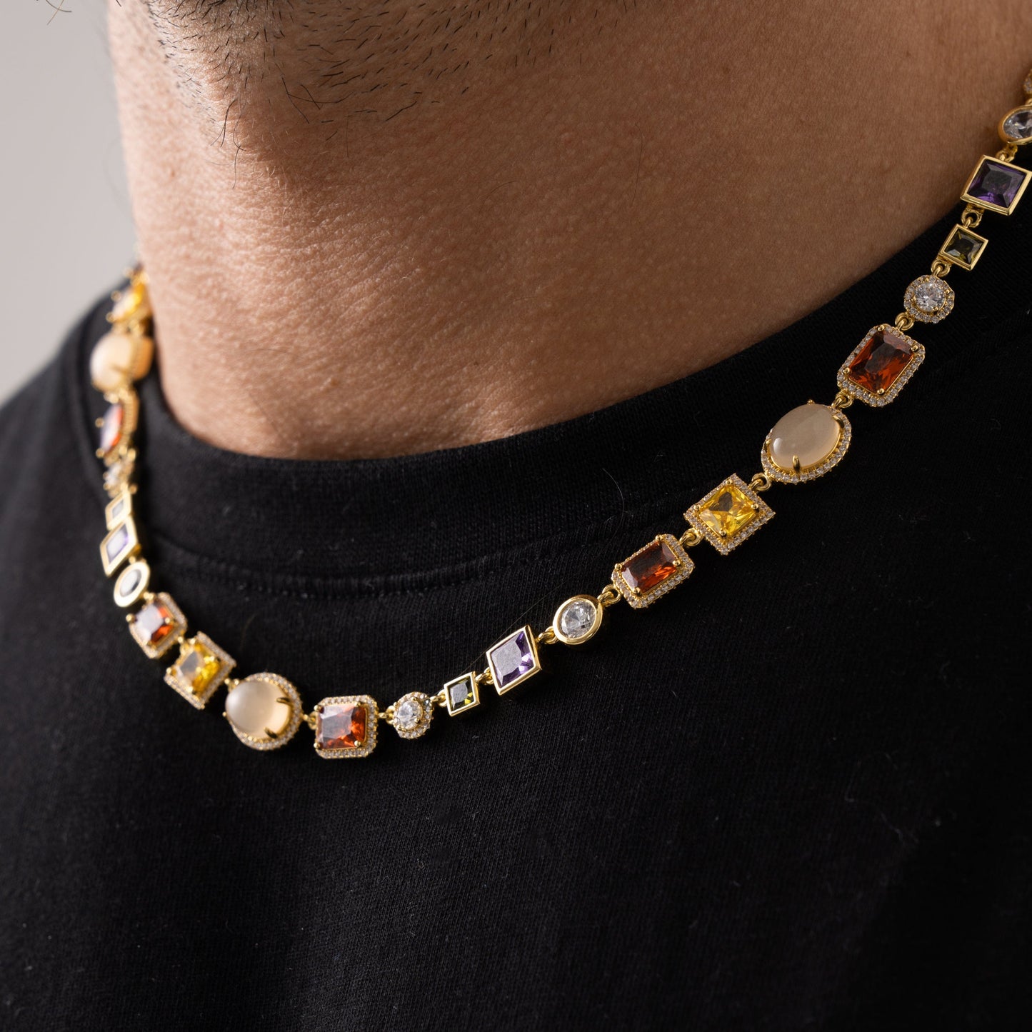 Collana di Pietre Preziose (Oro)
