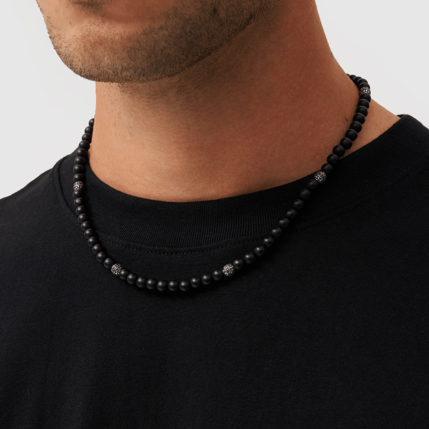 Collana di Perline in Onice Opaco (Argento)