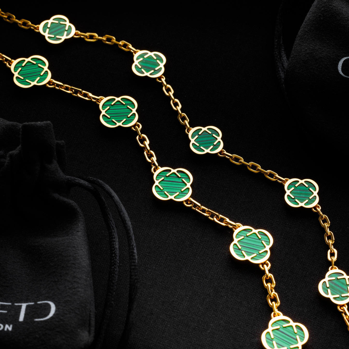 Collana in Pietra di Malachite a Trifoglio (Oro)