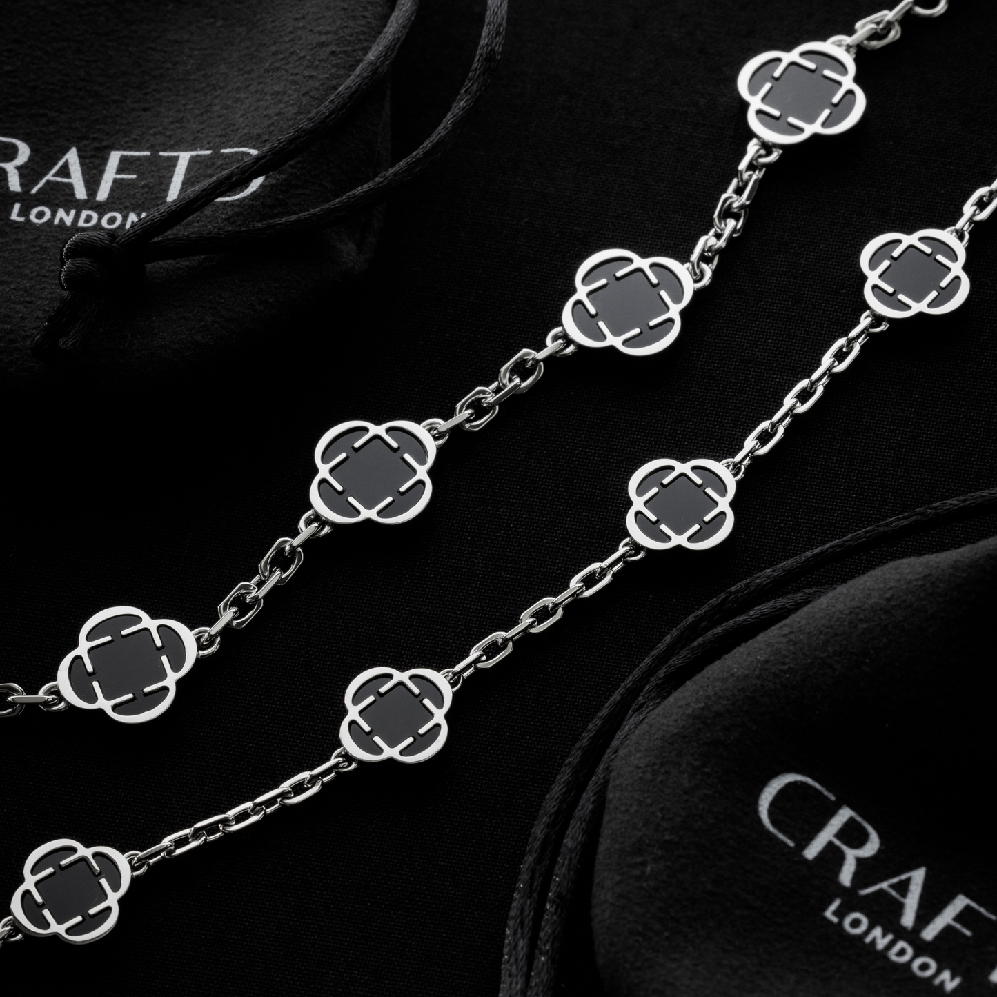 Collana in Pietra Onice Clover (Argento)