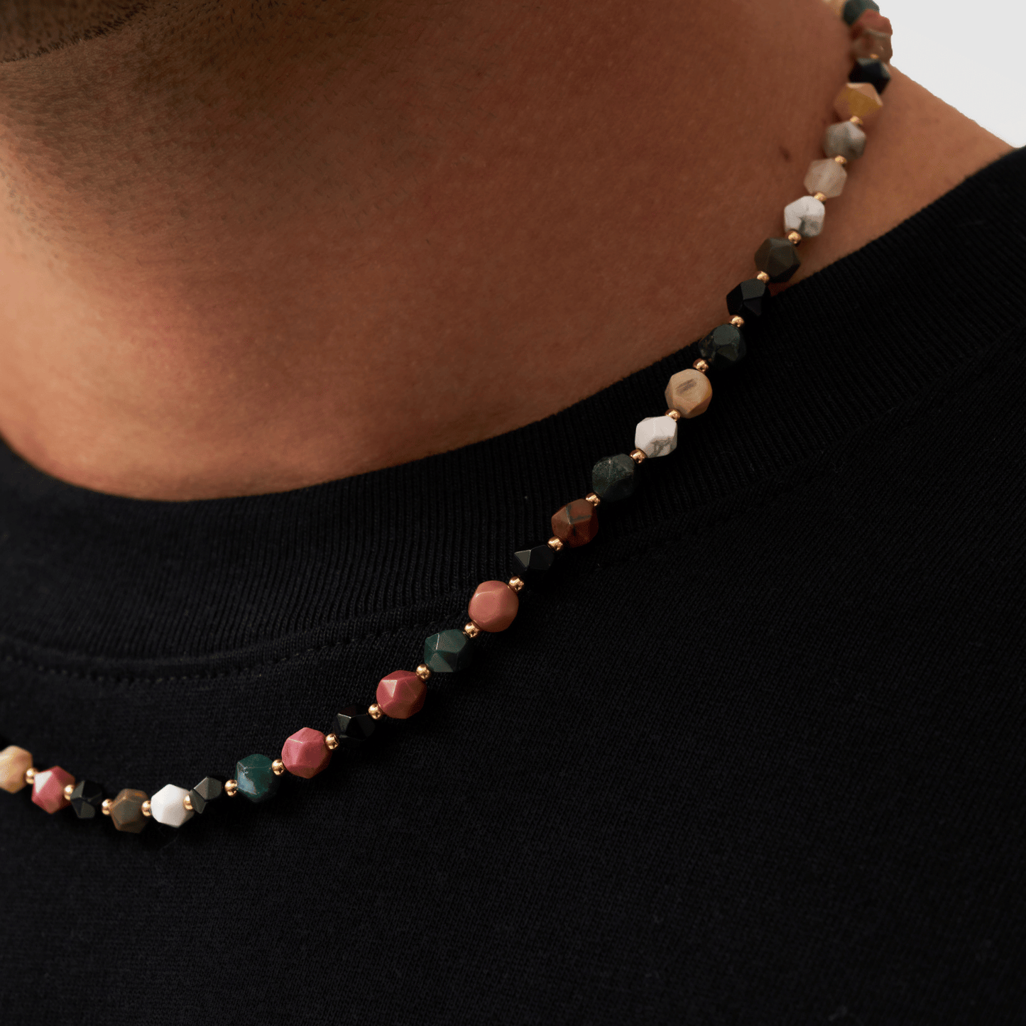Collana con Perline di Pietra (Oro)