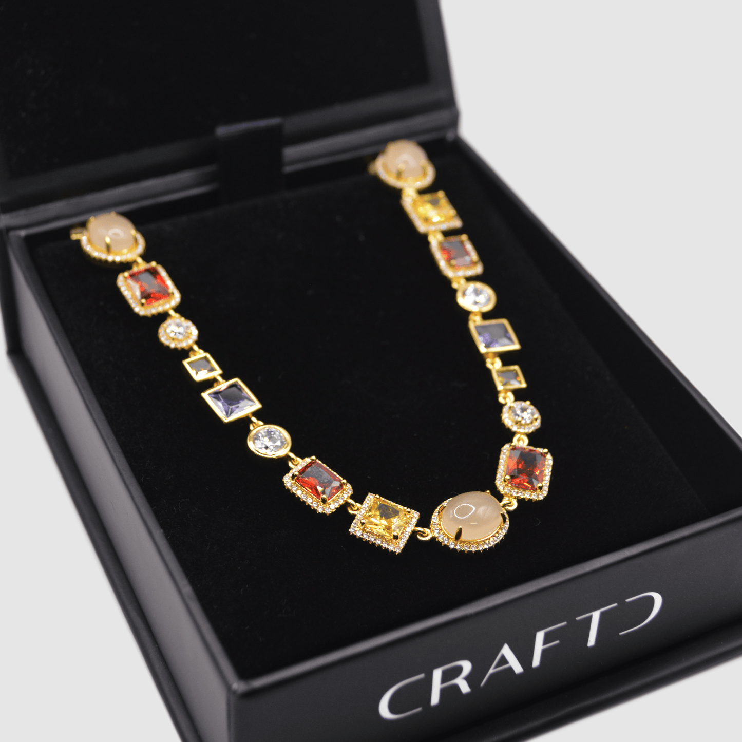 Collana di Pietre Preziose (Oro)