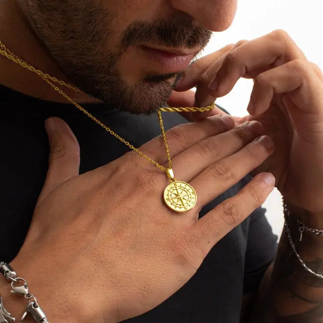 Collana a strati Titan Oro