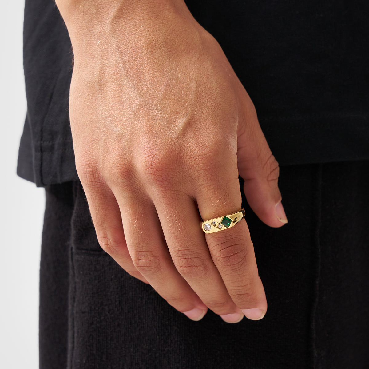 Anello Sigillo Vintage in Pietra (Oro)
