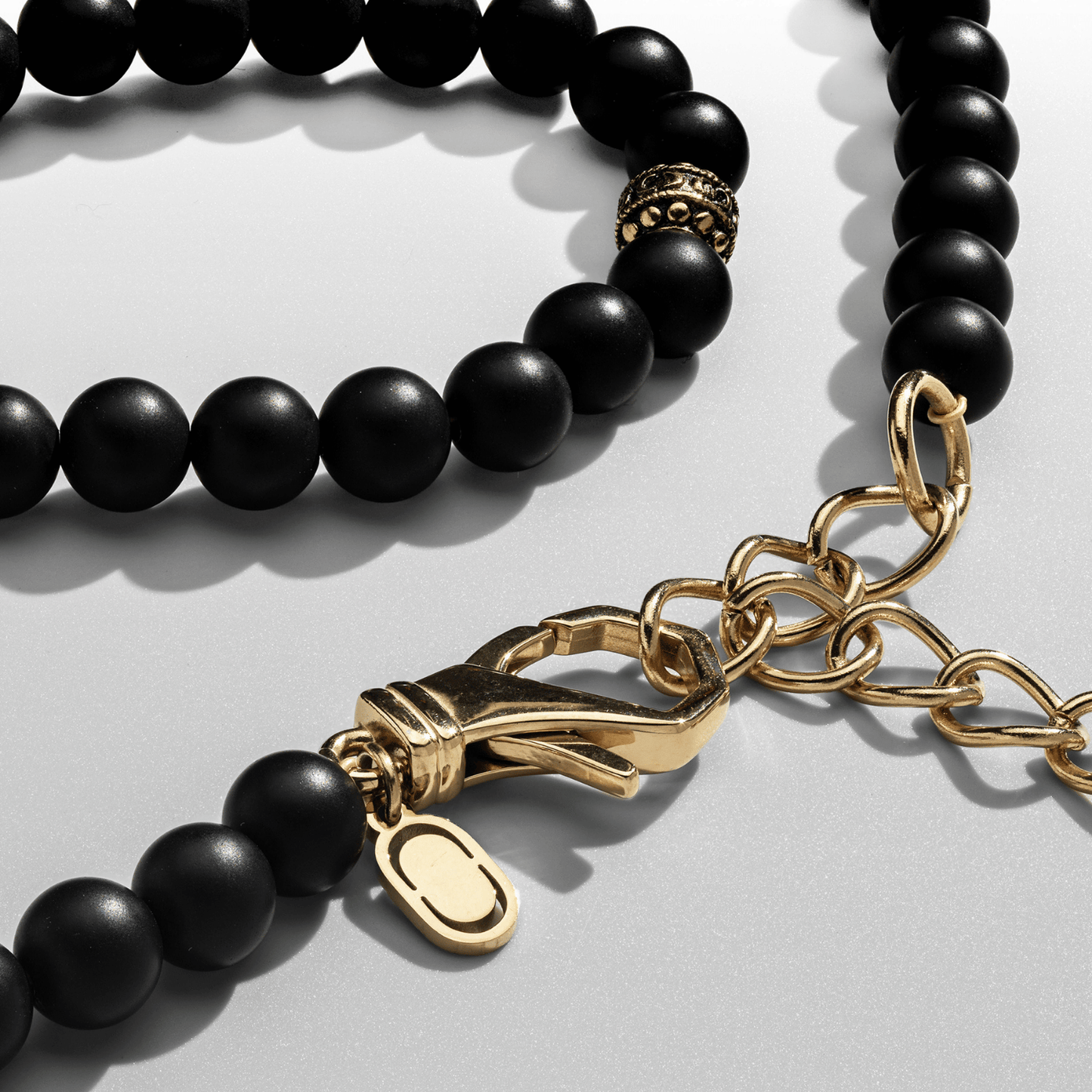 Collana di Perle in Onice Opaco (Oro)