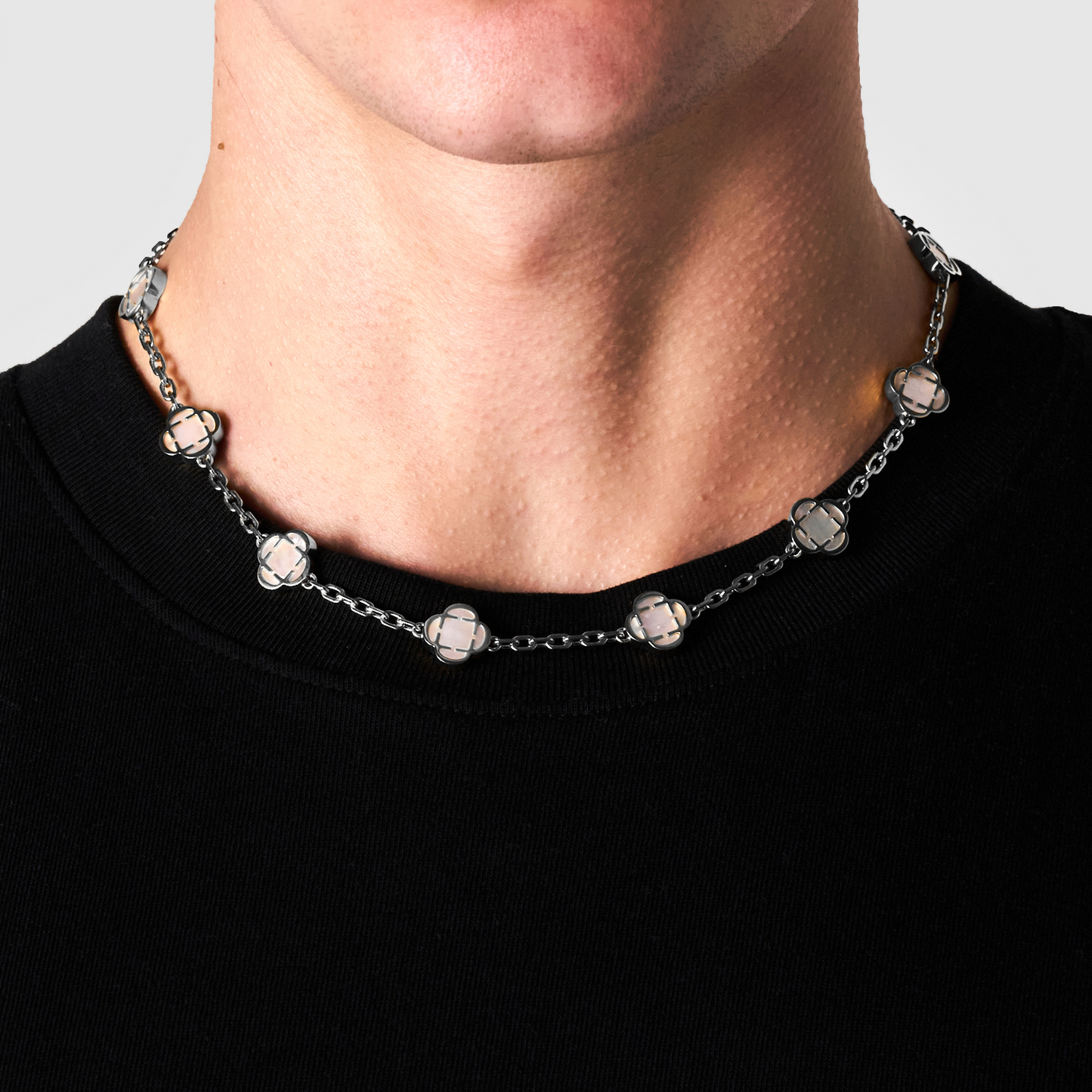 Collana in Pietra di Trifoglio Bianco (Argento)